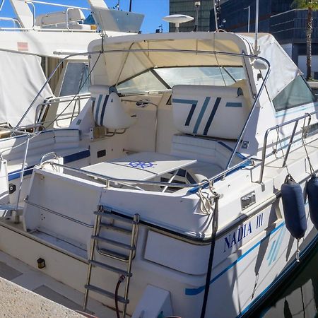 Boat Hotel Barcelona Сант Адриа де Бесос Екстериор снимка