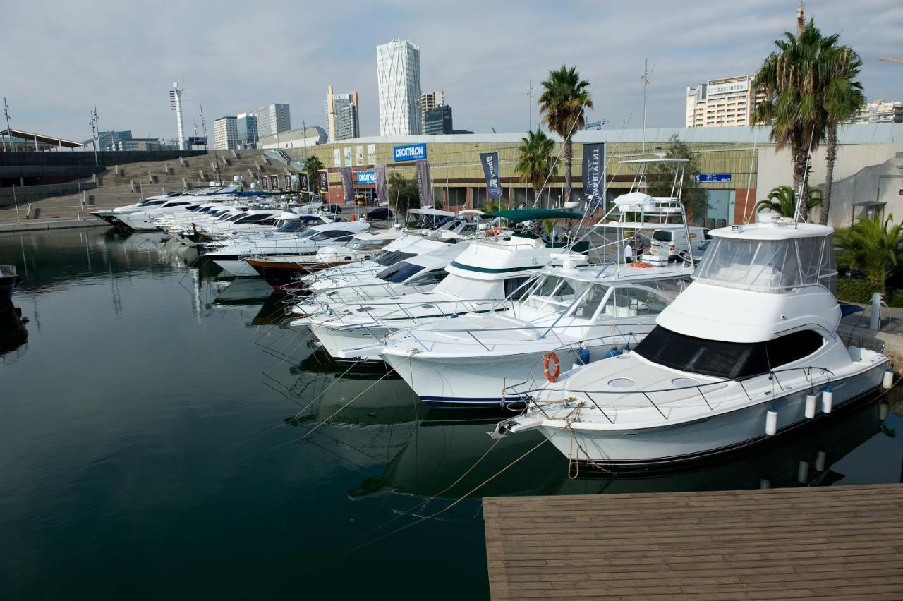 Boat Hotel Barcelona Сант Адриа де Бесос Екстериор снимка