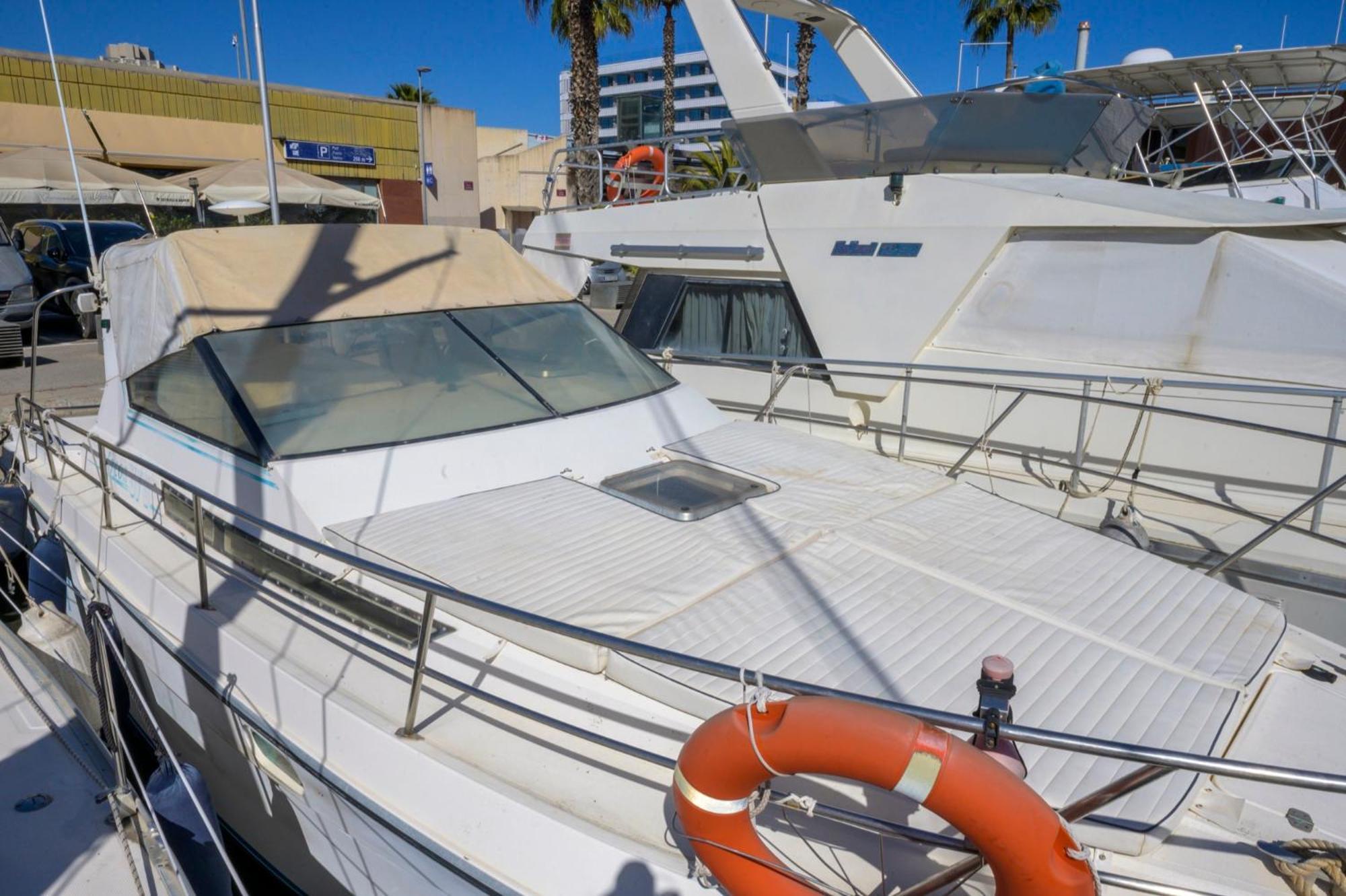Boat Hotel Barcelona Сант Адриа де Бесос Стая снимка